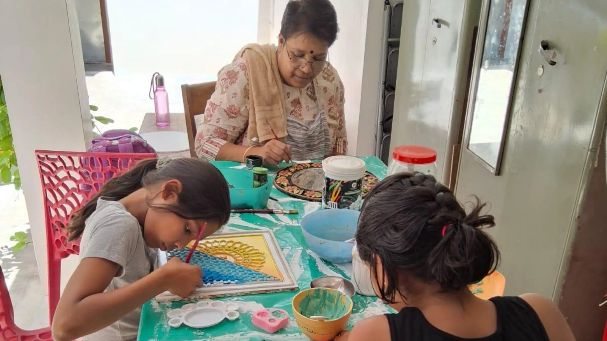 Deepa Painting with Kids in Summer Class held in Karur, Tamil Nadu, India